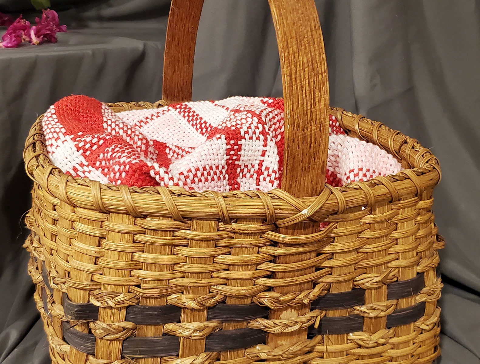 Basket Weaving – Seagrass Basket – Christy Mac Fine Art